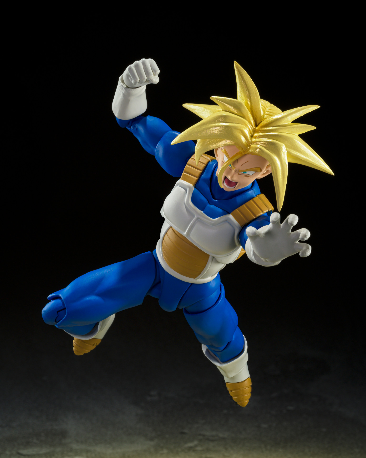 New Trunks Figure Coming to the S.H.Figuarts Series! Exhibit Open from  April 4th in Akihabara!]